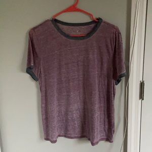 American Eagle tee